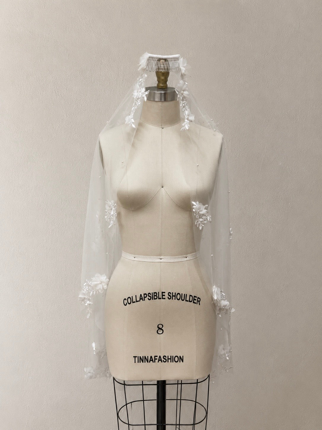 Elise Veil