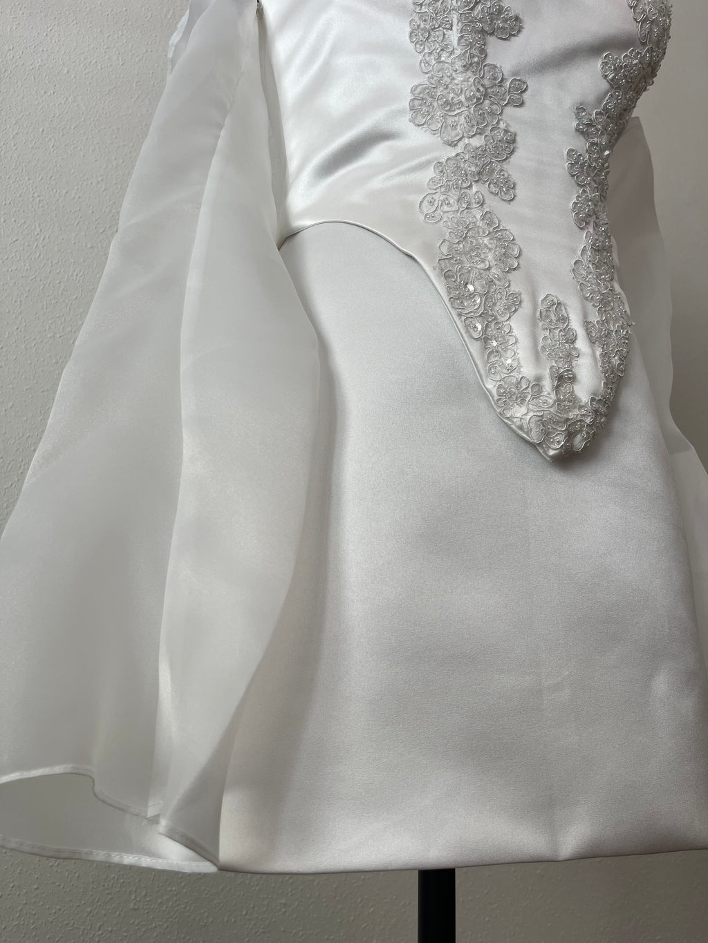 Look 01. Vivienne